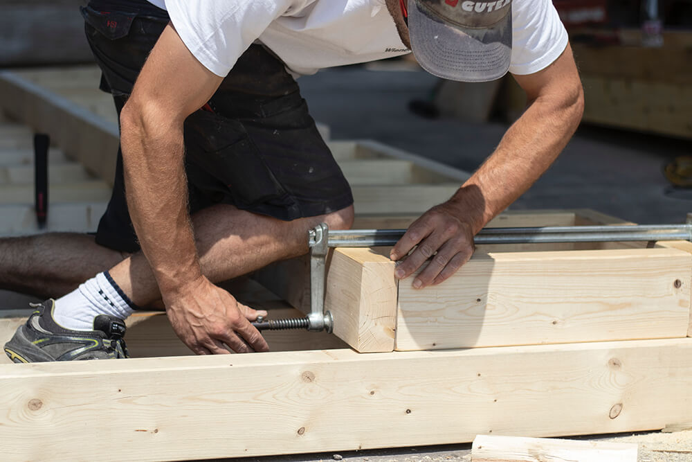 Roofer in Wirral